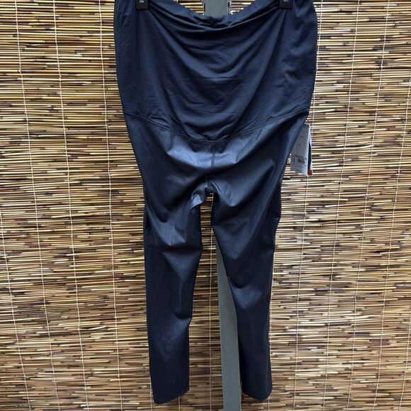 High Gloss Maternity Leggings - Isabel Maternity by Ingrid & Isabel™ Black XXL - Picture 2 of 3